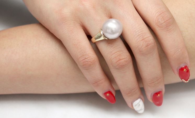 what is the best time to wear pearl ring?