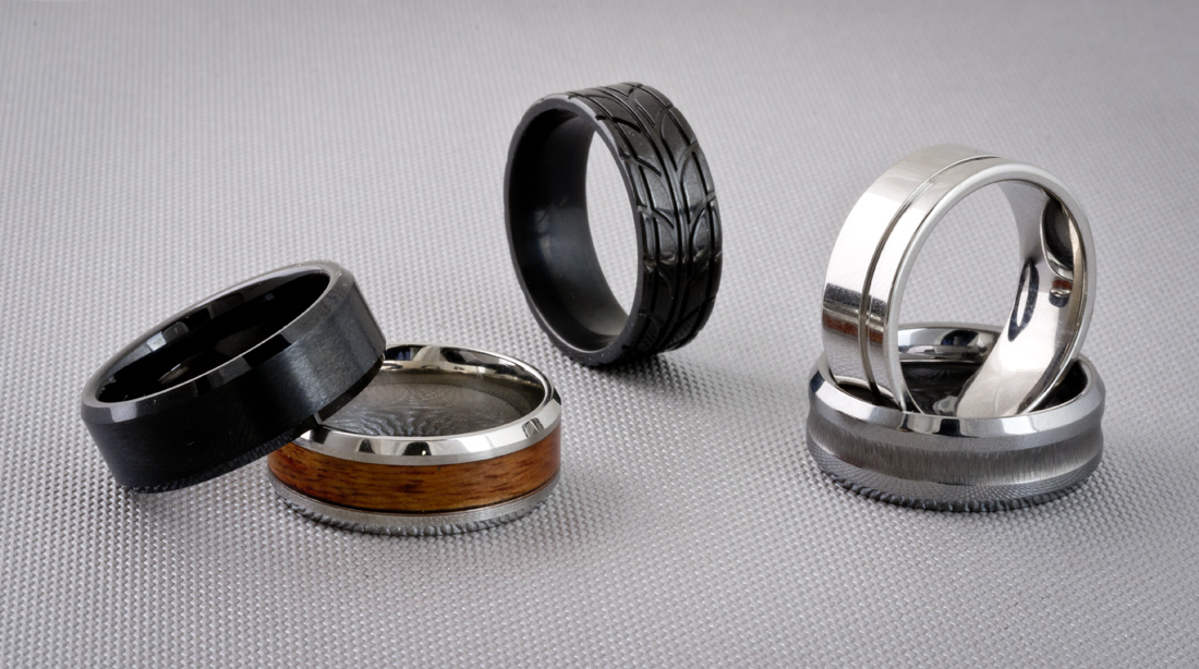 Are there alternative materials to tungsten for men's jewelry?